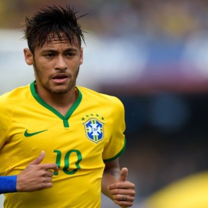 开云电竞账号入口-足球运动融入全民生活，赛事覆盖最广人群，足球运动的现状分析