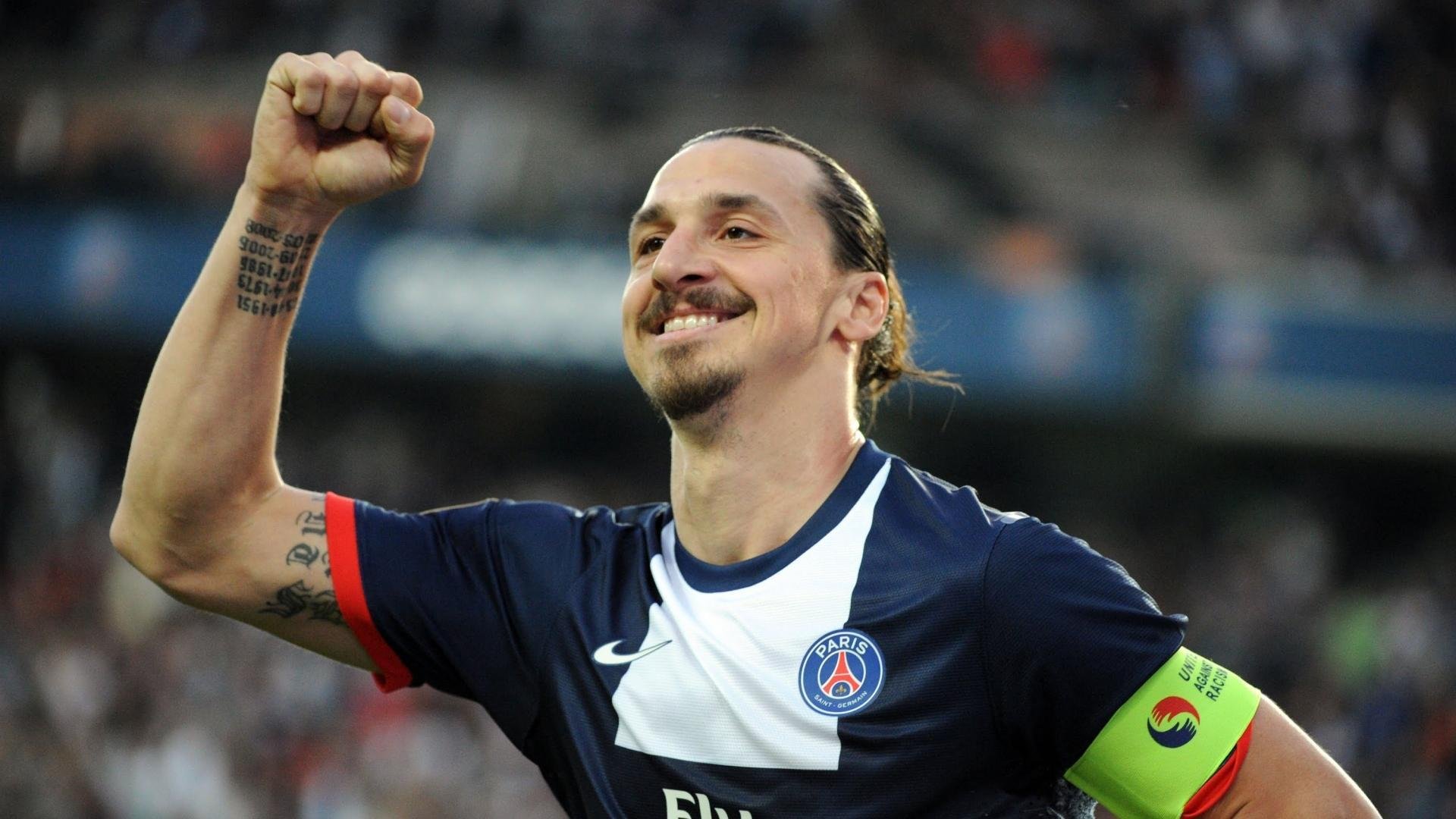 伊朗骑手卡尔·阿里·阿尔达比在巴黎奥运会上与“Porthos Maestro WH Z”马匹携手参赛,表现出色。