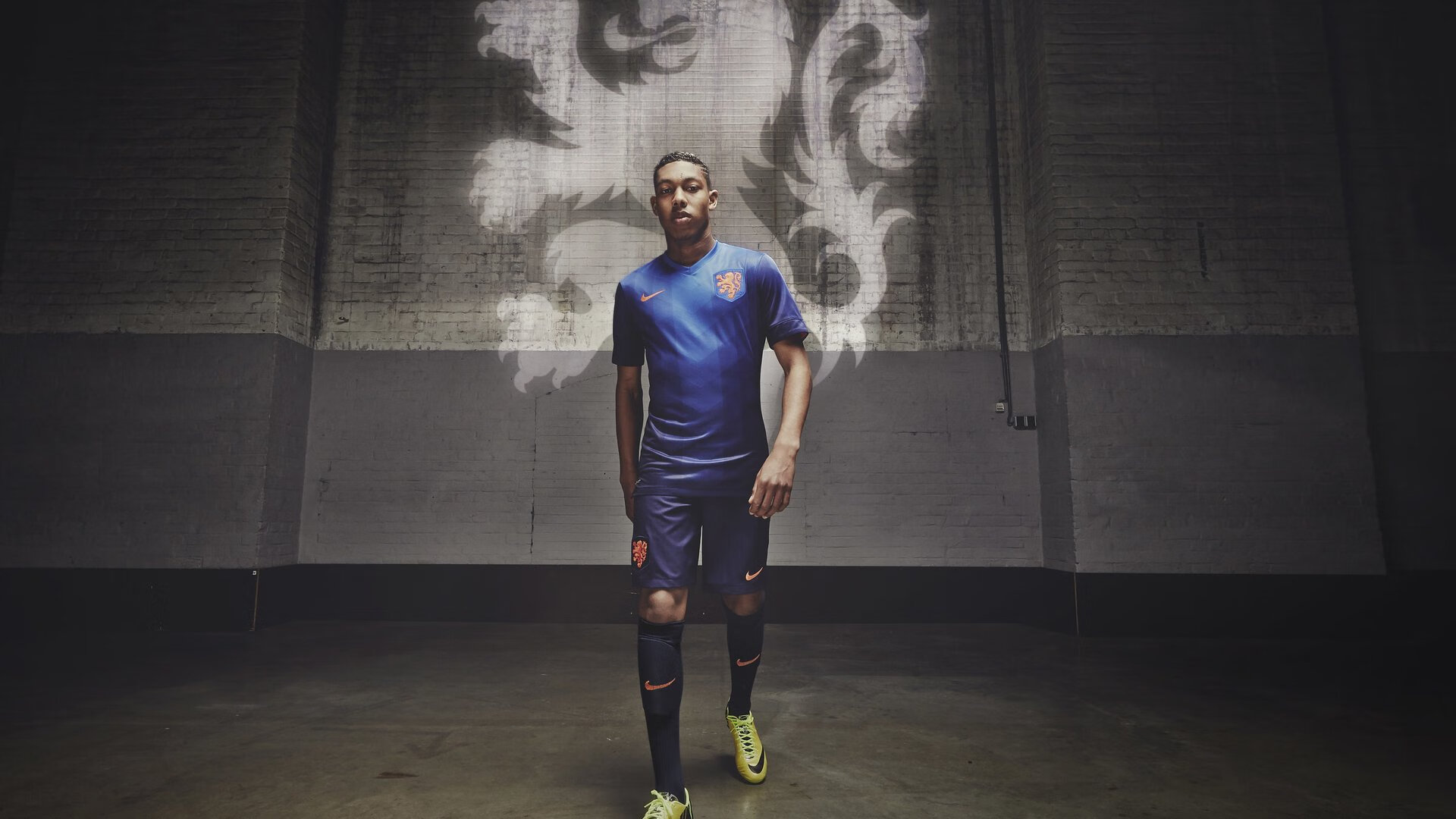 欧冠“黑金时代”：那些金光璀璨的夺冠季节，欧冠金靴百度百科